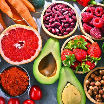 I 5 colori di frutta e verdura: a tavola con benessere