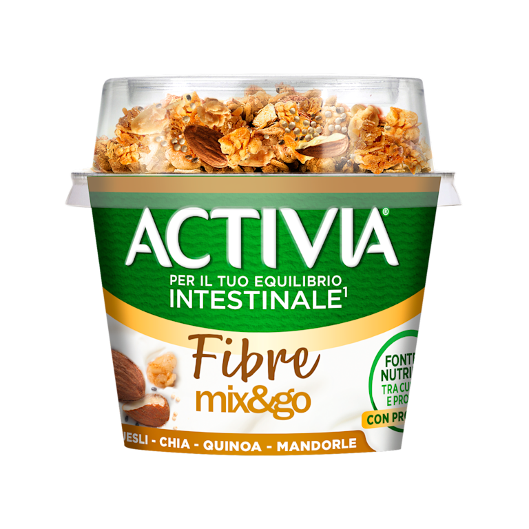 Yogurt muesli con chia, quinoa e mandorle