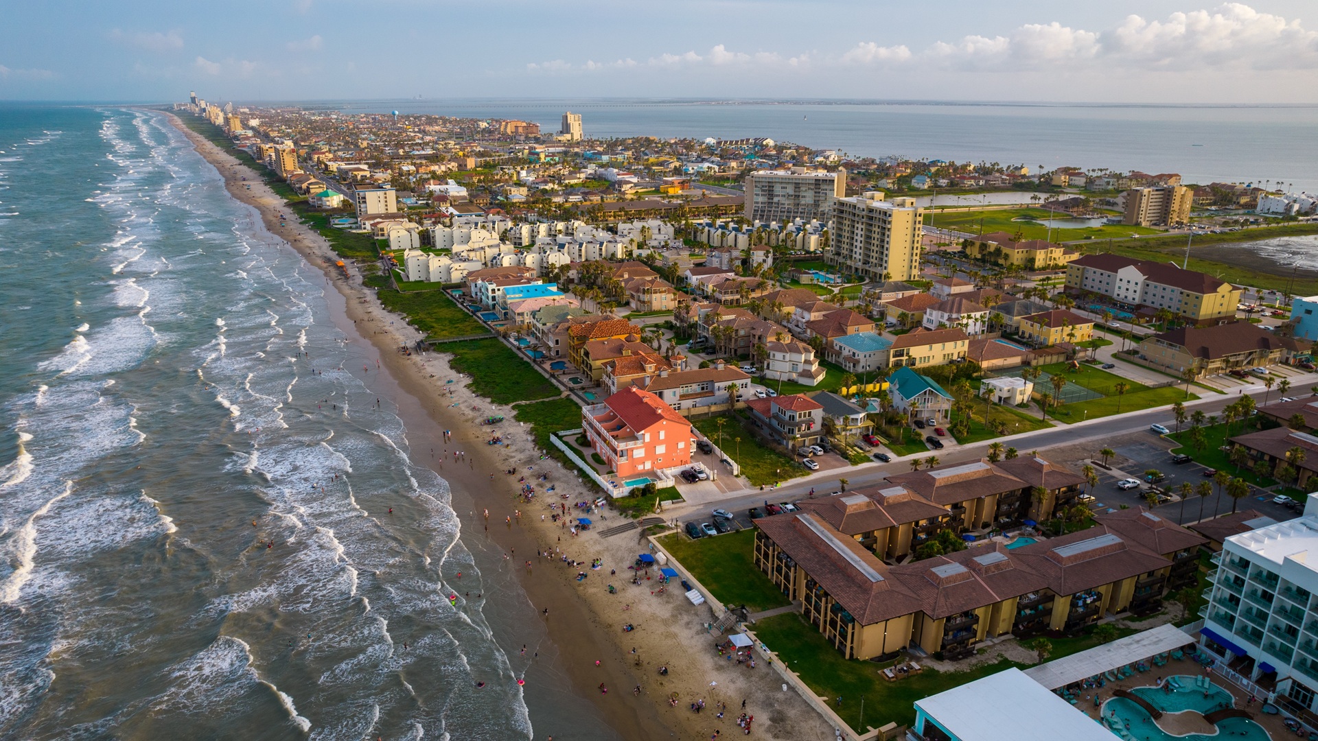 7 Low-Cost Retirement Spots Built for Today's Housing Market
