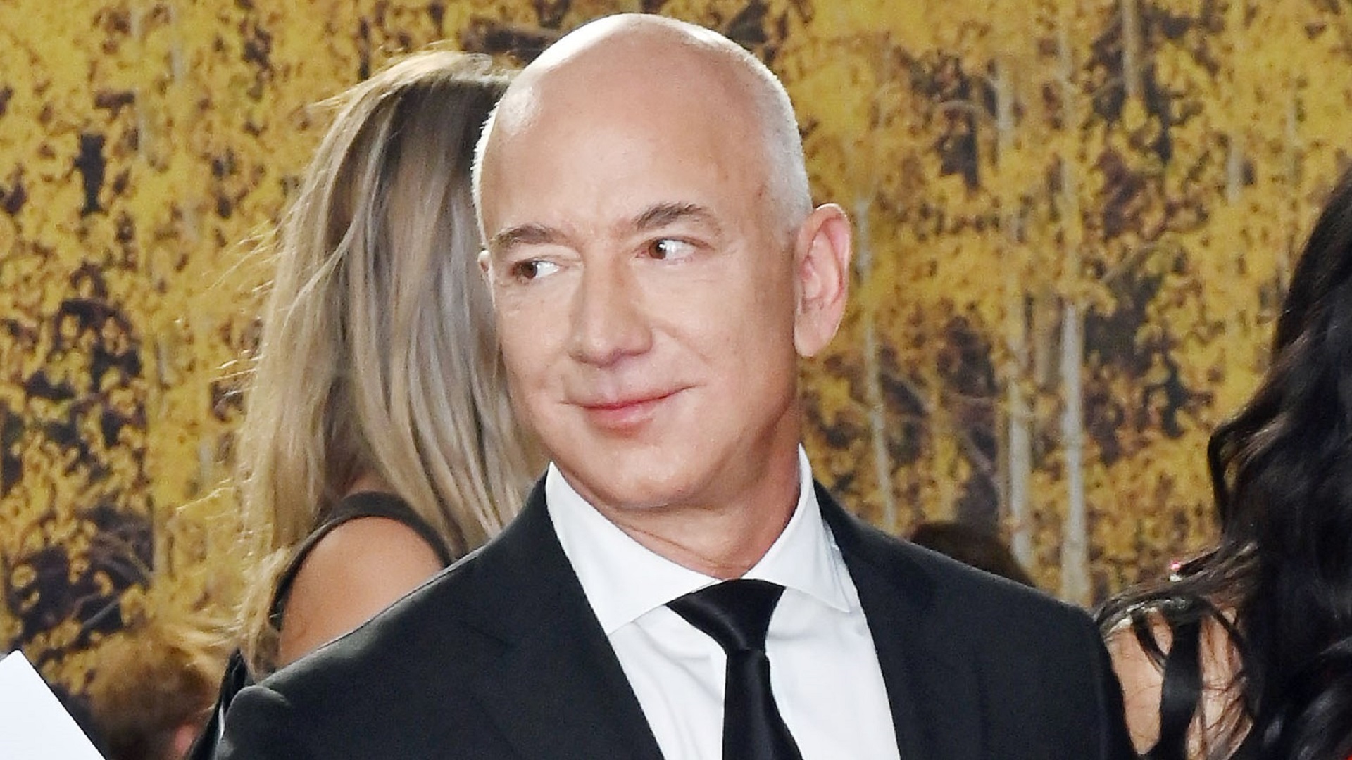 Learn To Build Wealth Like Jeff Bezos