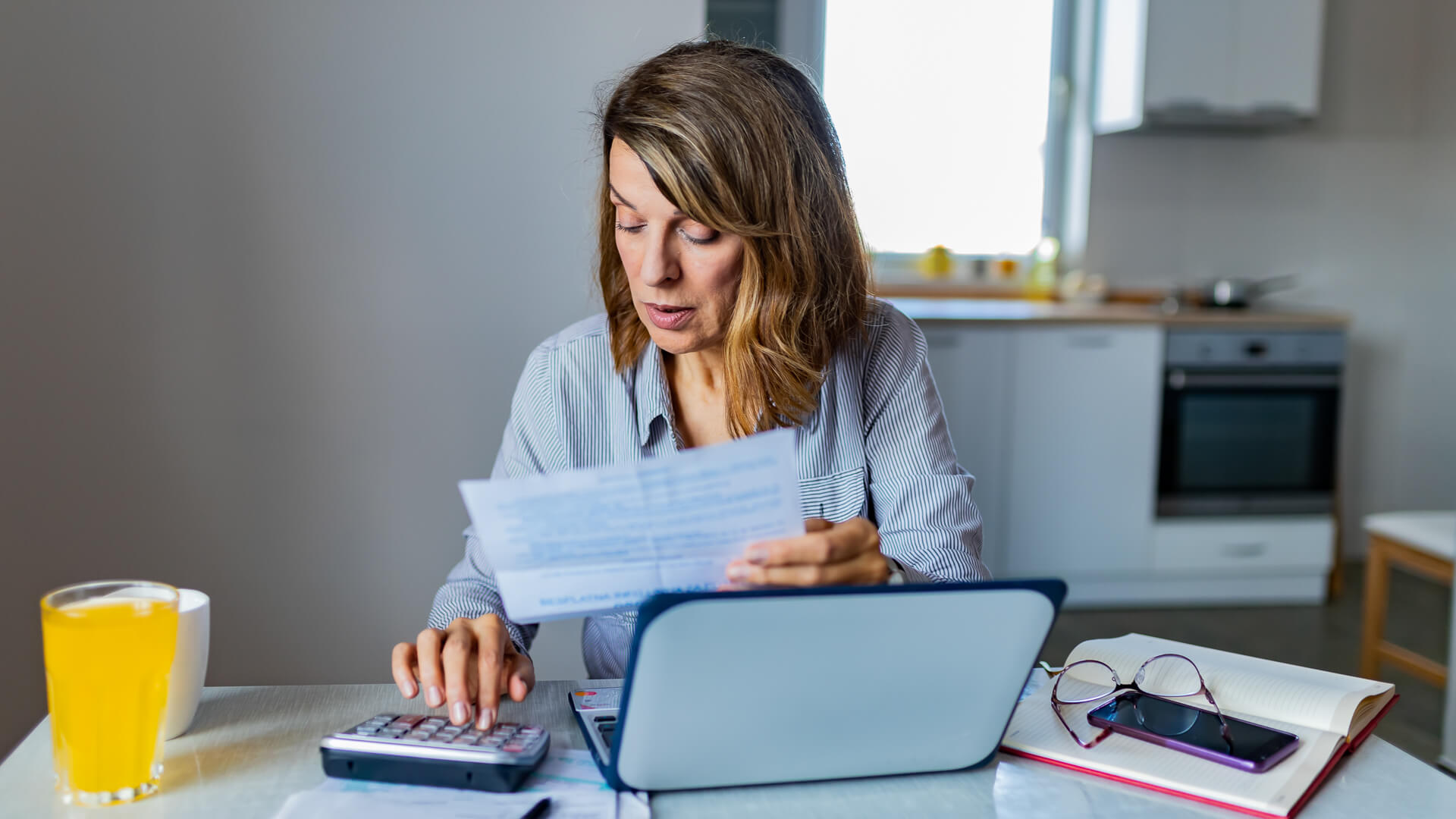 Upstart vs. SoFi Personal Loans 2026: Which Is Better for Your Needs?