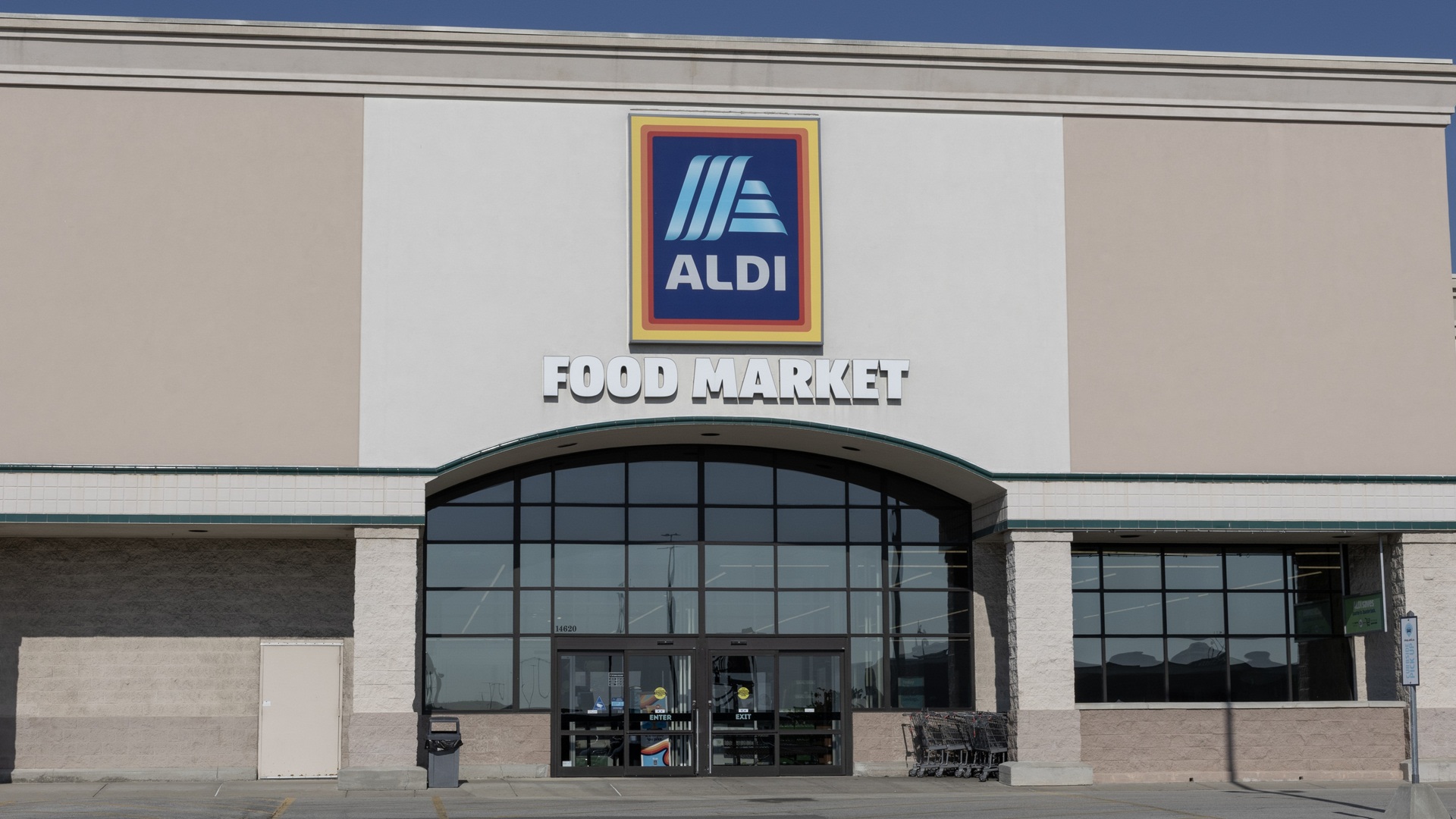 8 Name-Brand Groceries Aldi Still Sells for Less