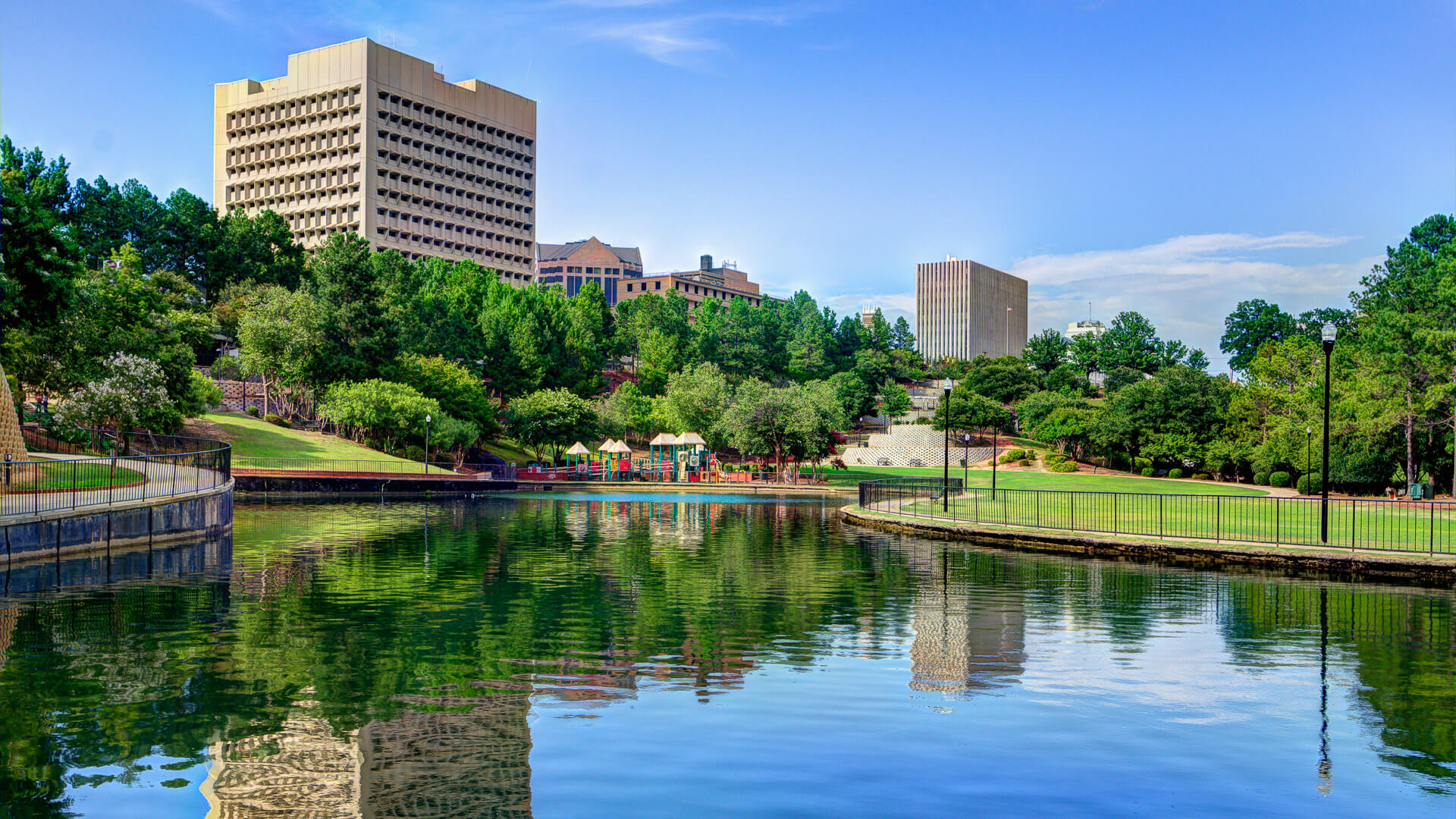 12 East Coast Cities Where Retirees Can Live for Less