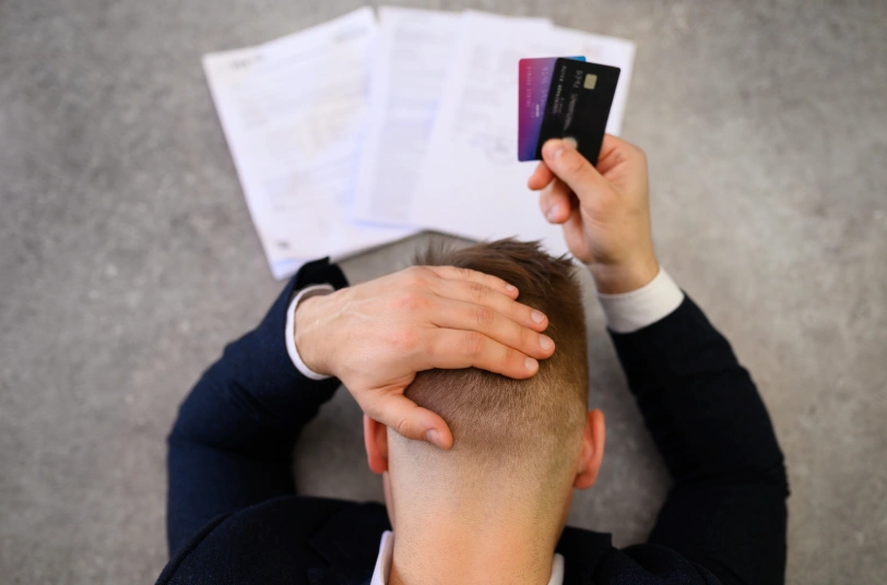 Signs when your business credit card debt is becoming unmanageable