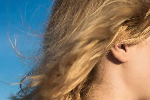 Cheveux blonds