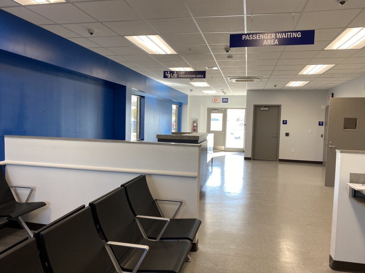 A photo of the inside of CVG Airport's General Aviation Facility.