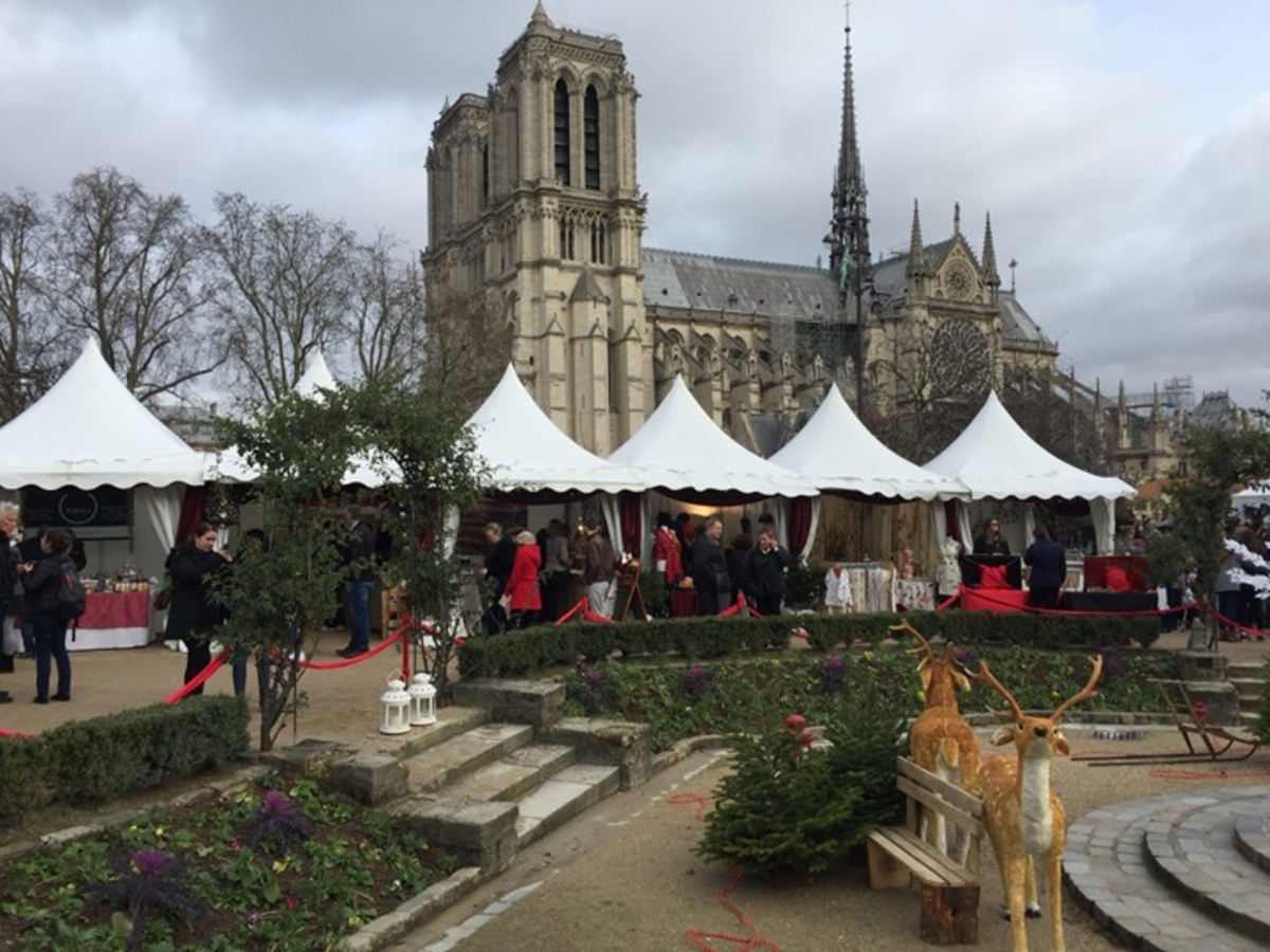 Christmas Market in Paris