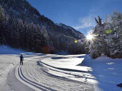 mhf-winter-ginzling-winter-magic-cross-country-ski-trail-foto-katharina-weiskopf