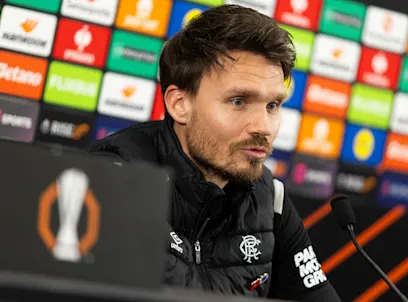 051125 Press Conference, Danny Röhl 49