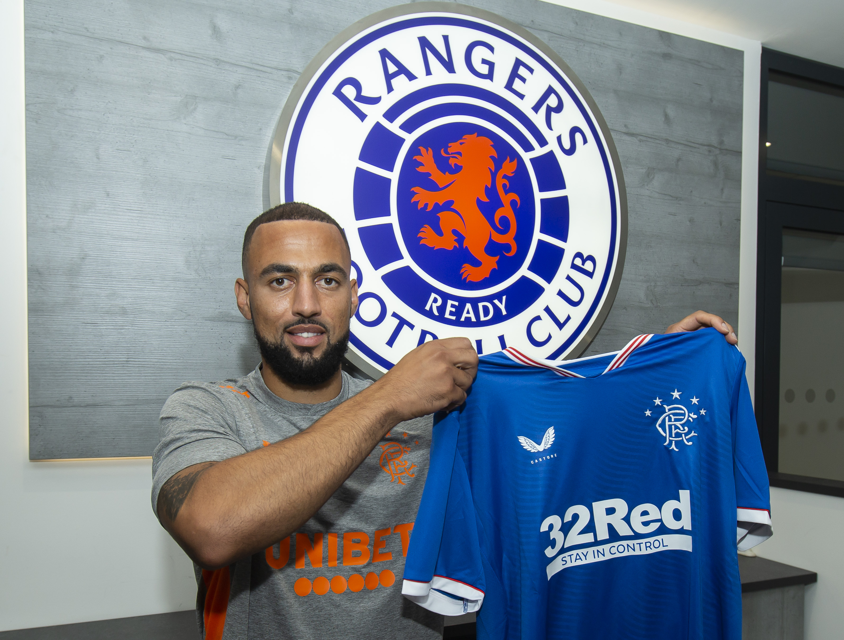 Rangers Sign Kemar Roofe | Rangers 