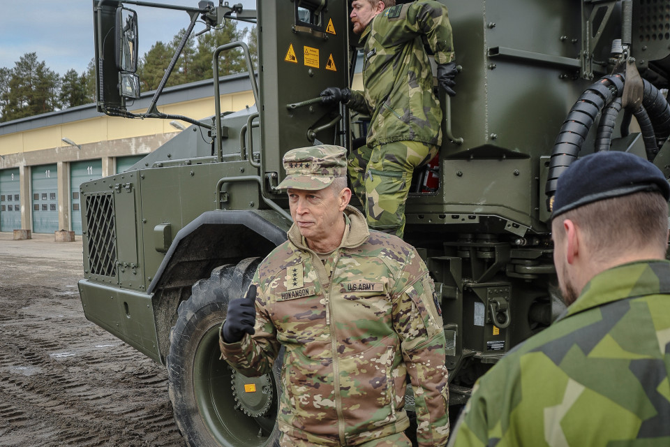 General Daniel Hokansson på besök i Sverige Foto: Mats Carlsson/Försvarsmakten