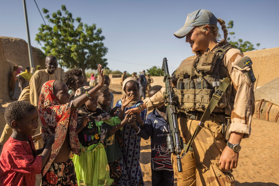 Soldat genomför patrullering under den sista operationen inom ramen för Sveriges bidrag till FN-insatsen MINUSMA i Mali. Foto: Antonia Sehlstedt/Försvarsmakten