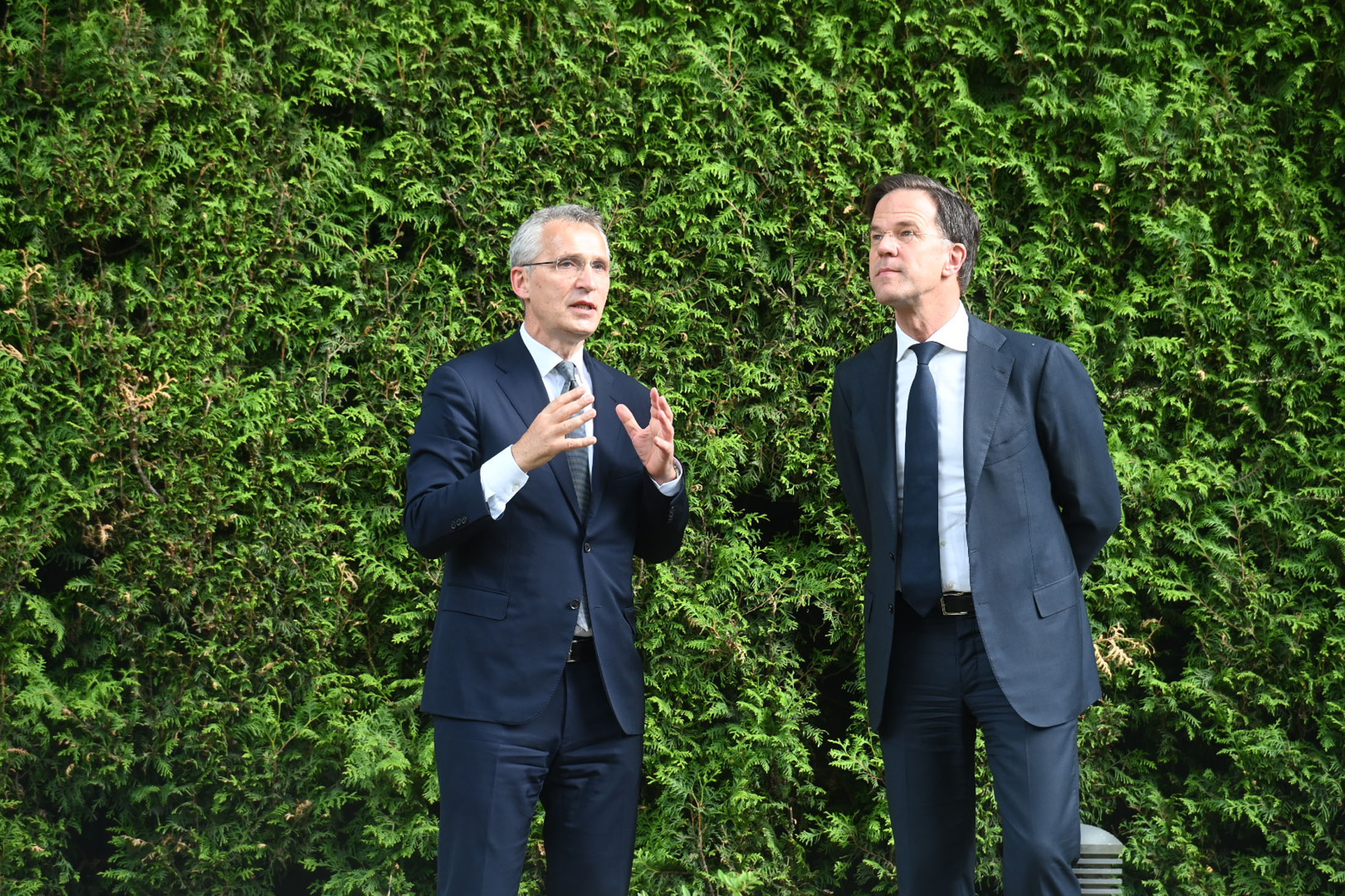 Natos generalsekreterare Jens Stoltenberg och Nederländernas premiärminister Mark Rutte Foto: Nato