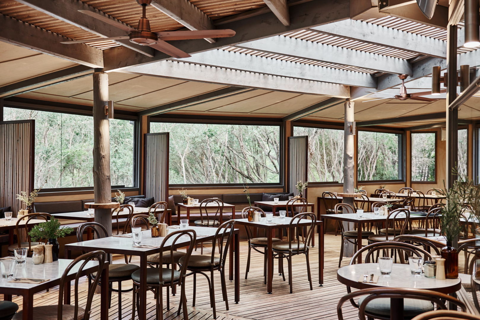 Before & After_hospitality cafe deck design_timber slats
