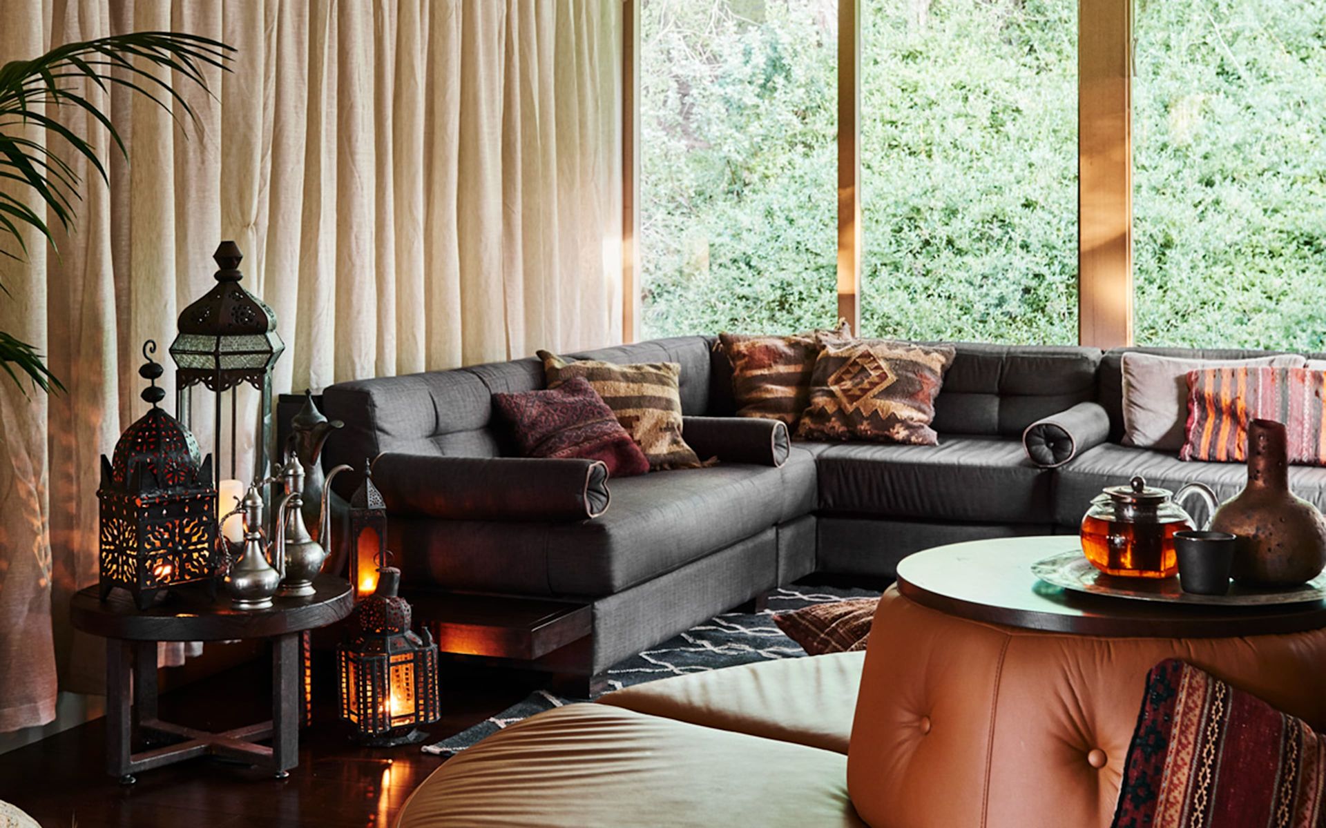 treatment rooms_corner lounge styling_lounge room