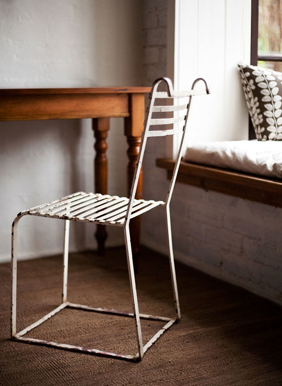 hummingbird eco retreat_window seat_recycled furniture 