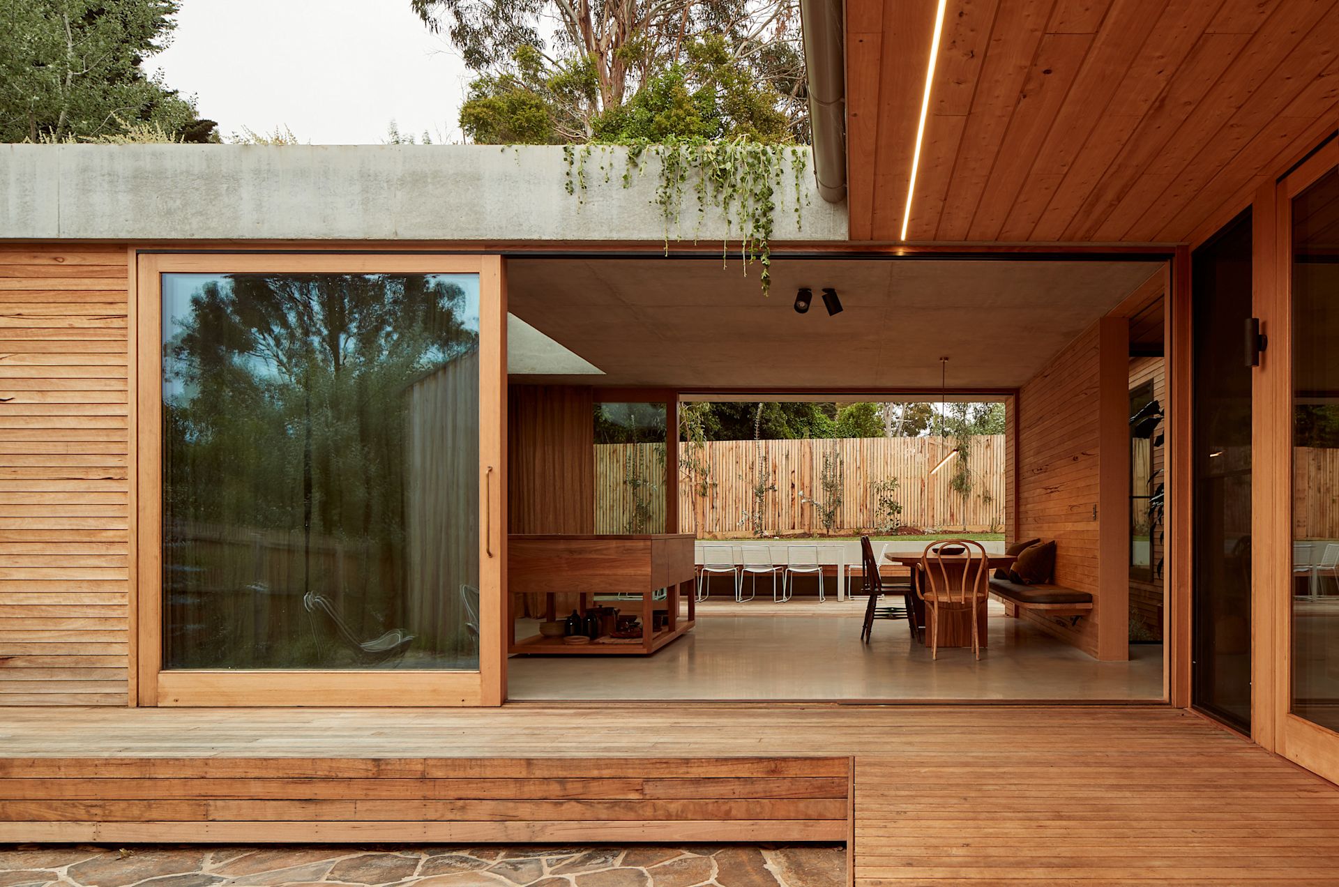 Little More House_Courtyard