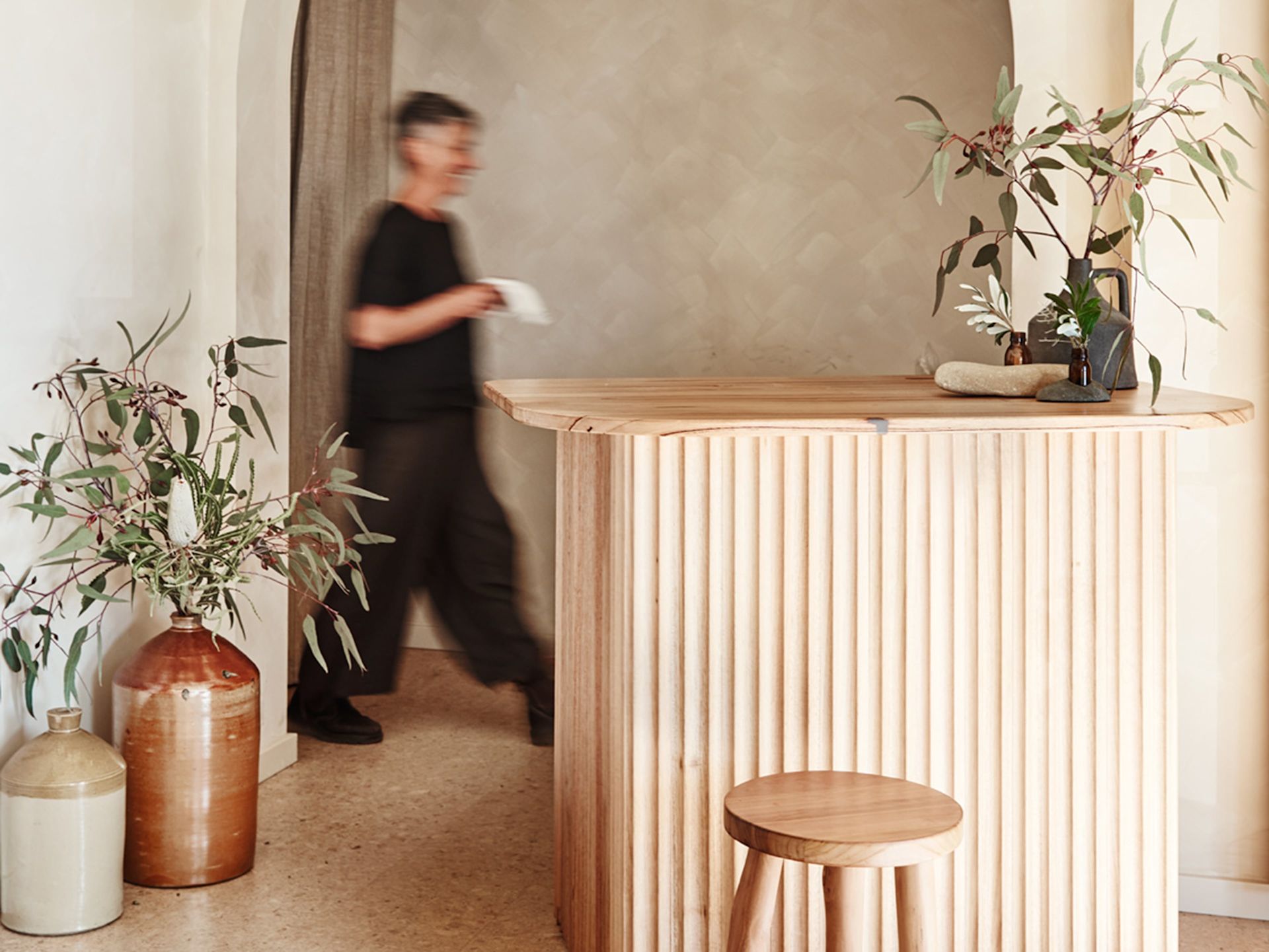 pop up retail store_recycled timber counter