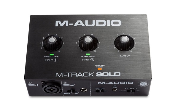 9-M-Audio M-Track SOLO