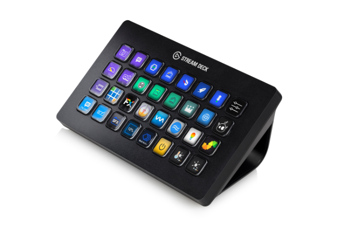 4-Stream Deck XL Device shot 01 no cable
