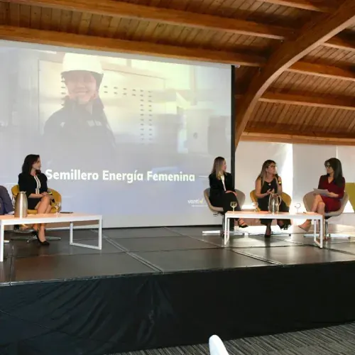 Boletin Graduación Semillero Energía Femenina de Vanti