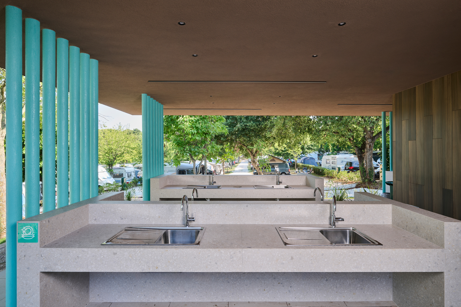 camping zelena laguna - sanitary facilities 2