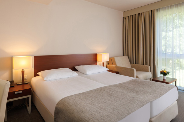 Economy room - extra bed