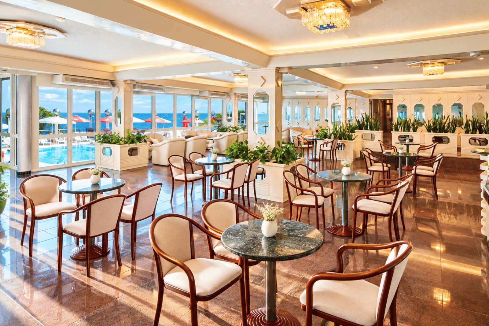 Gran Vista - Restaurants