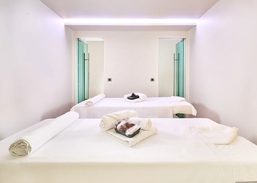 hotel-parentium-plava-laguna-wellness-center-1