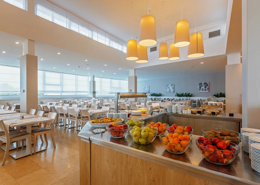 hotel-zorna-plava-laguna-restaurants-bars-1