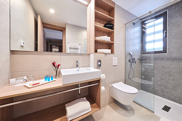 Garden Suites Umag Plava Laguna 2018 Superior room park side Family F4BPG (2)