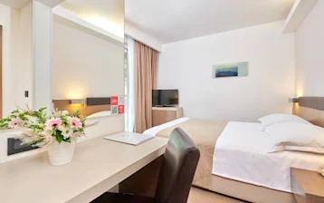 hotel-molindrio-plava-laguna-classic-room-with-balcony