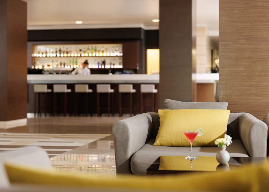 142824 Hotel Parentium Plava Laguna 2026 lobby bar (9) 1656x1104