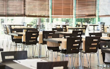 apartments bellevue restaurants & bars