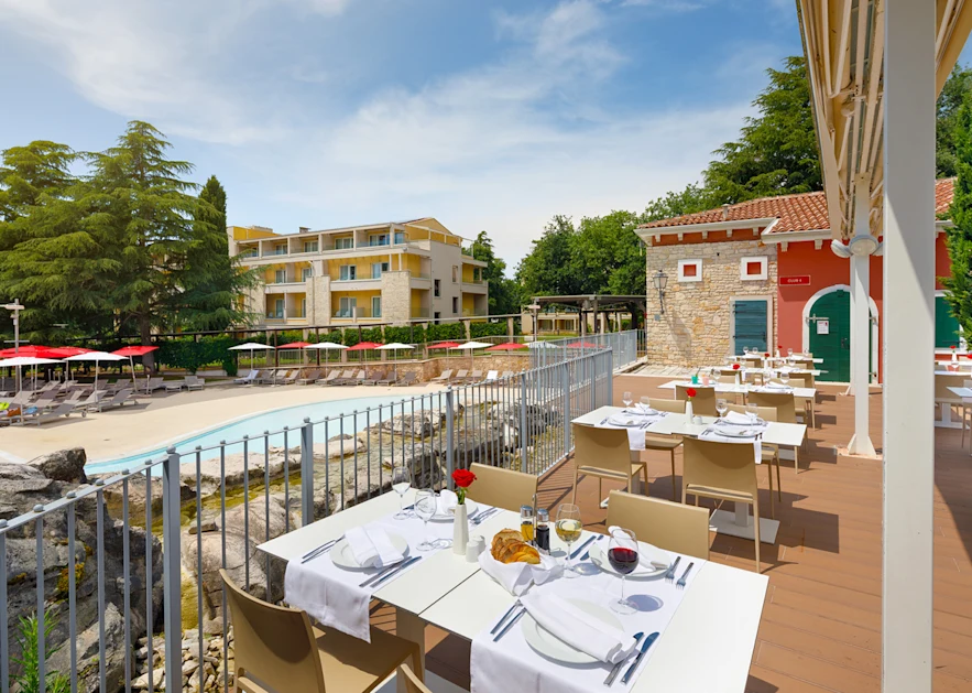 Hotel & Residence Garden Istra Plava Laguna Restaurant Istrian village 2