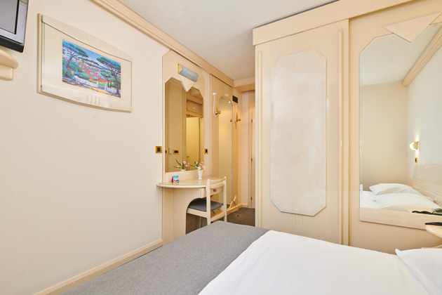 Hotel Gran Vista Plava Laguna Economy single room - E1 (2)