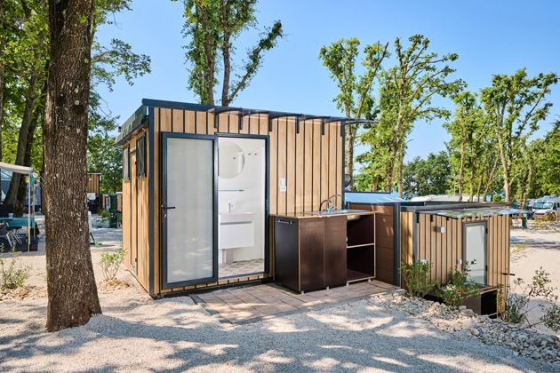 IC SUPERIOR MARE PITCH WITH BATHROOM3