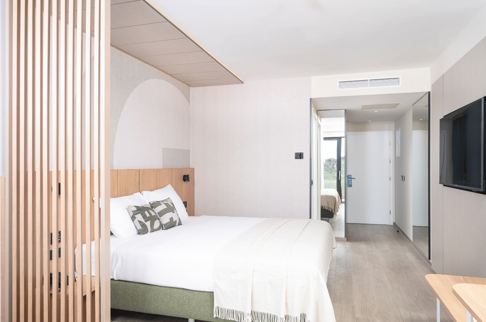 Hotel Garden Istra Premium room with balcony sea side(6)