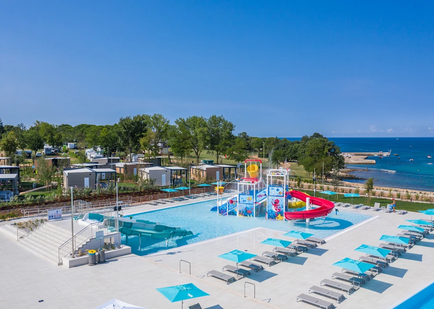 camping-park-umag-pools-beaches-canova-pool