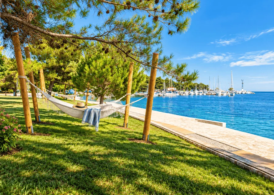 hotel-molindrio-plava-laguna-beach-1