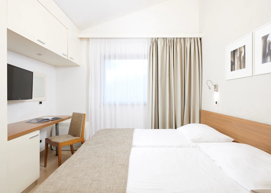 village-galijot-plava-laguna-classic-room-with-terrace-c2t-4