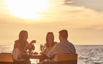 explore-destinations-porec-nightlife