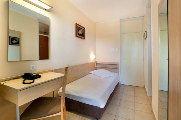 Hotel Delfin Plava Laguna Classic single room with balcony C1B-1