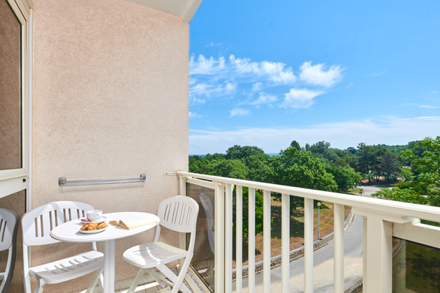 Hotel Istra Plava Laguna 2021 Accommodation Units Suite with Balcony U3B (4)