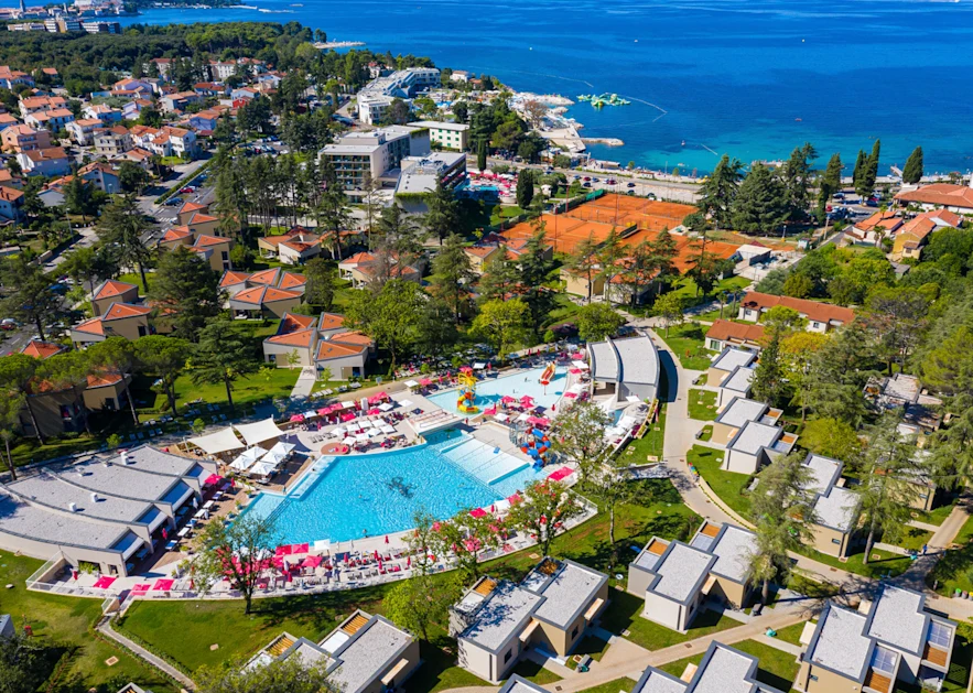 apartments-park-plava-laguna-panorama-pool-1