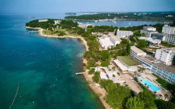 Zelena Resort - Accomodation