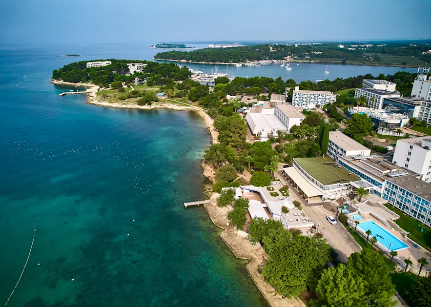 Zelena Resort - Accomodation