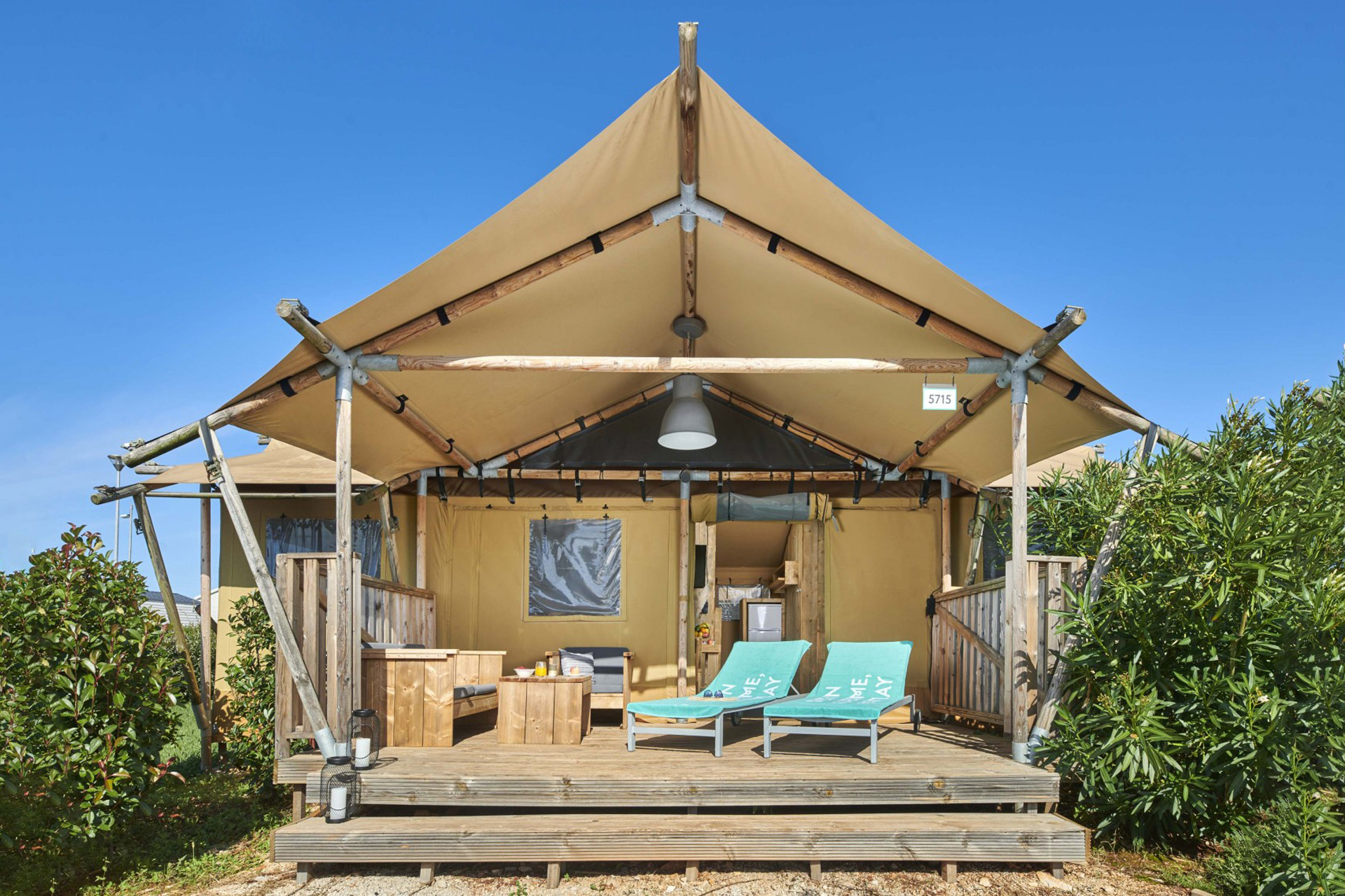 family-glamping-tent