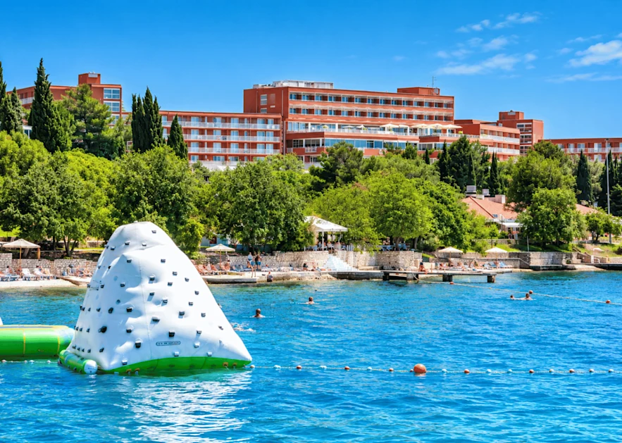 hotel albatros - beach
