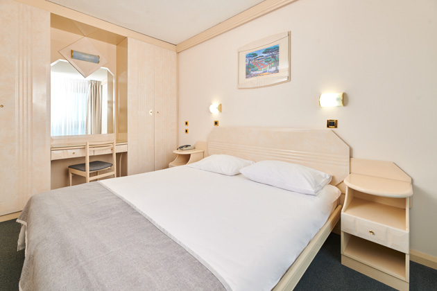 Hotel Gran Vista Plava Laguna Suite with balcony - U3B (2)